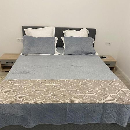 Apartament Satina Craiova Exterior foto